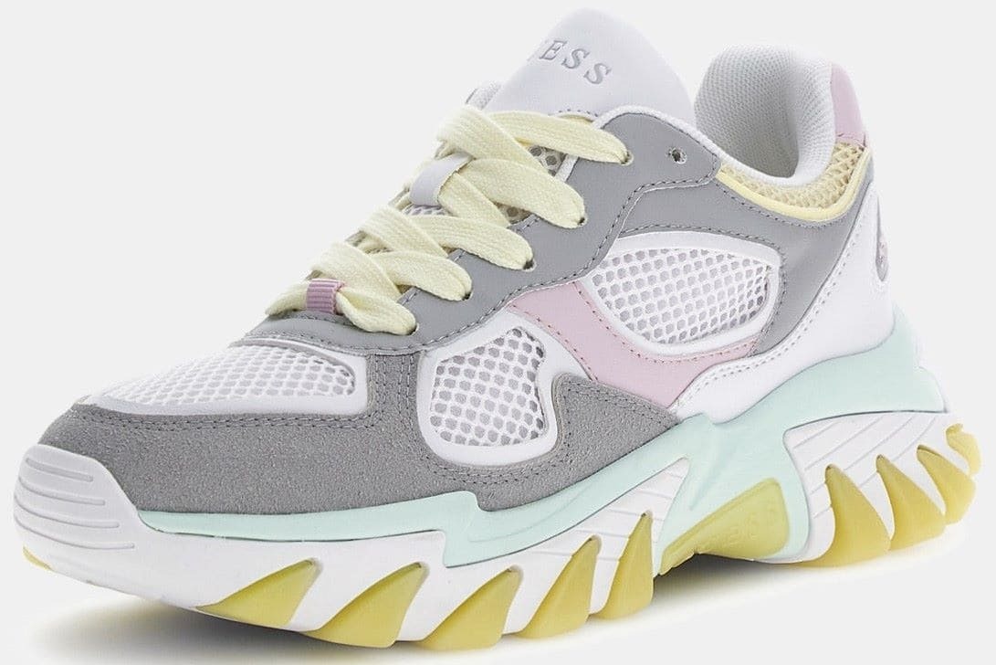 Zapatilla runner norina aplicaciones de ante de Guess