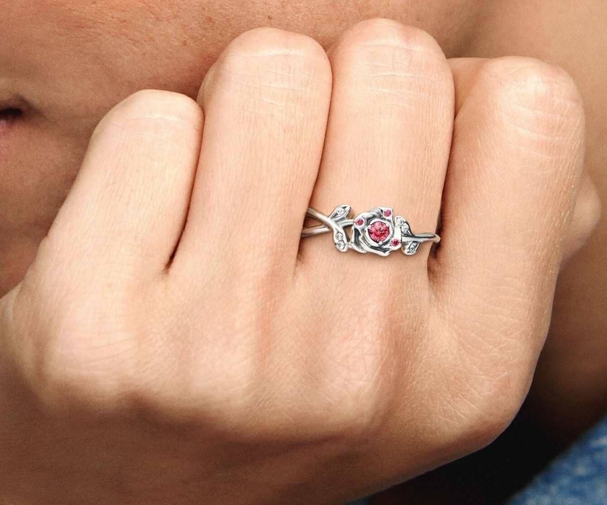 Anillo Rosa de la Bella y la Bestia de Disney de Pandora