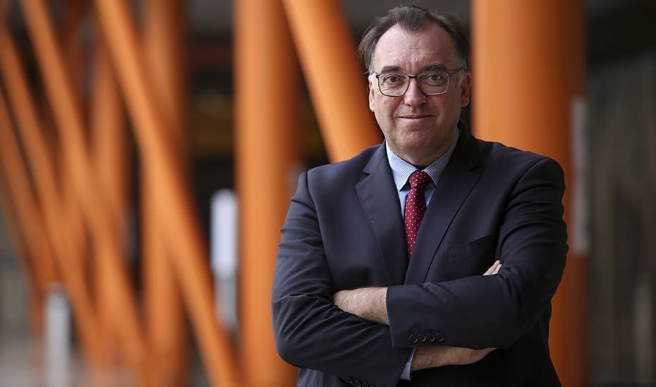 El consejero de Turismo Arturo Bernal