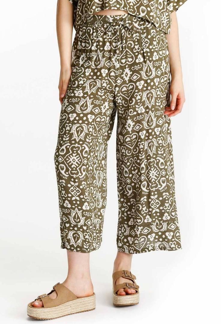 Pantalón fluido estampado de Lefties