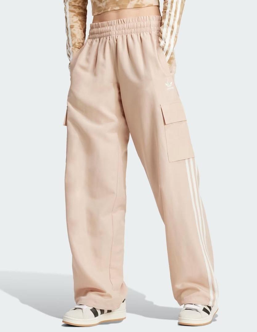 El nuevo pantalón cargo Adidas Originals Adicolor