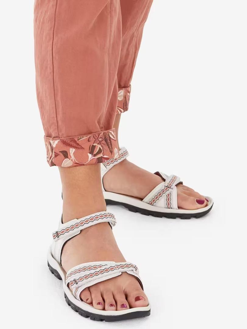 Las sandalias de montaña y trekking de mujer Quechua NH500 de Decathlon