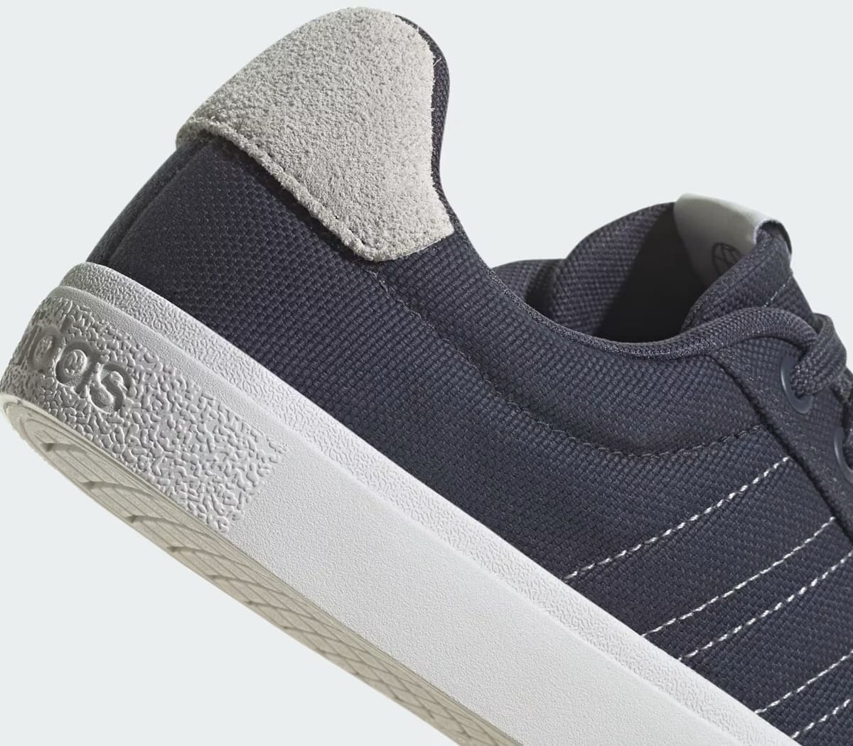 Las zapatillas Vulc Raid3r lifestyle skateboarding 3 bandas de Adidas