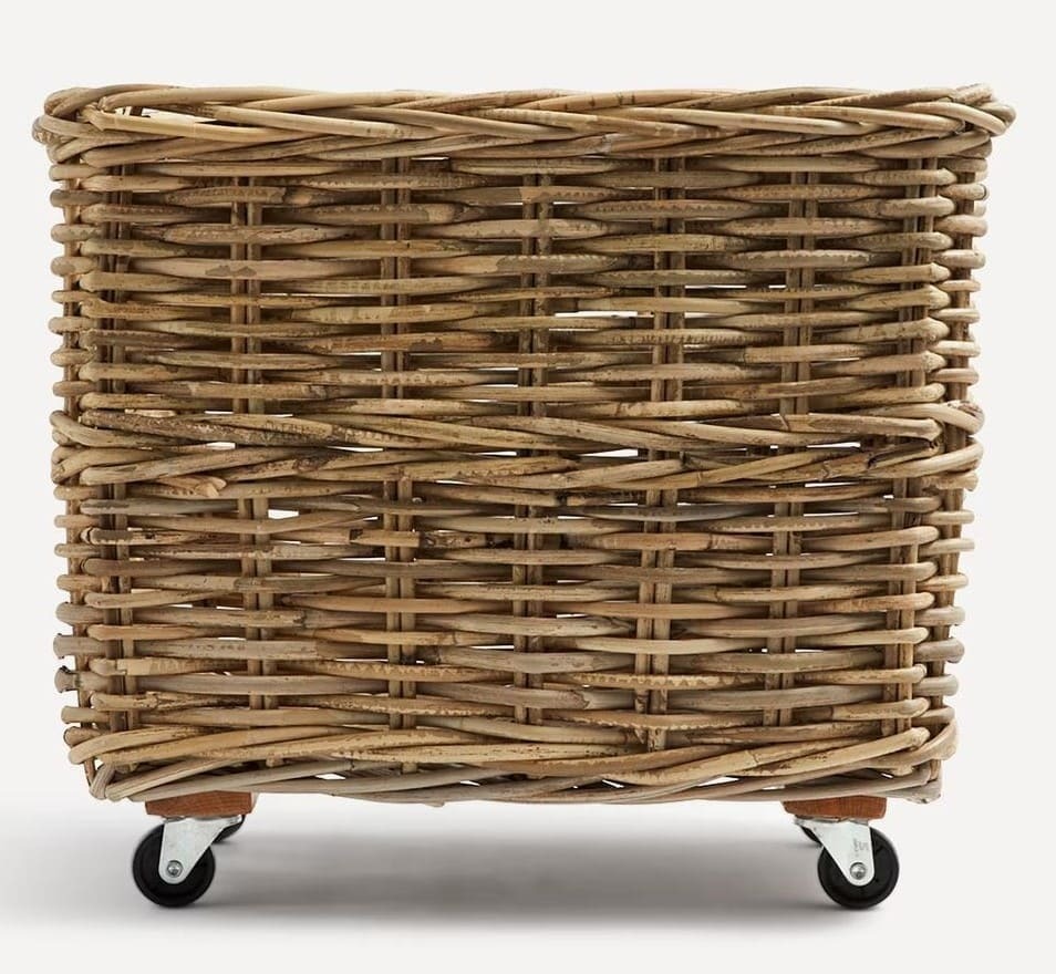 Cesta de ratán con ruedas Jambara