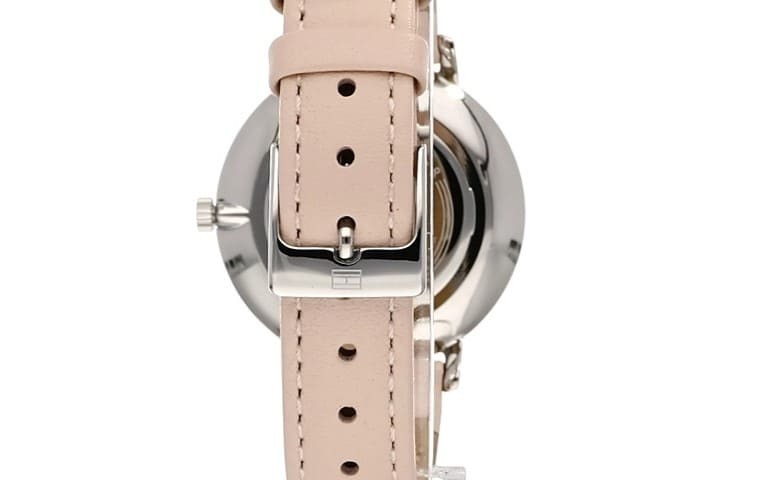 Tommy Hilfiger Reloj Analógico de Cuarzo para mujer con Correa en piel Rosa de Amazon