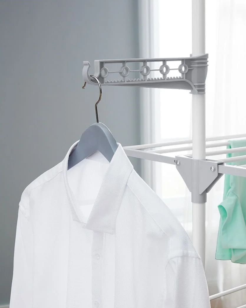 El tendedero de torre con tres niveles para colgar la ropa de Lidl