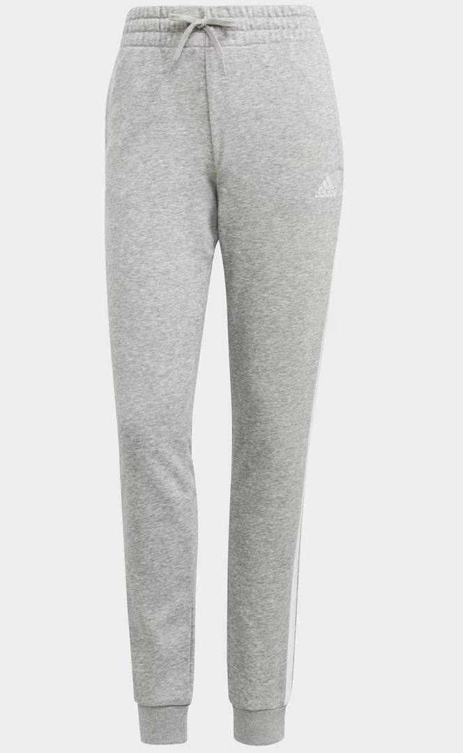 El pantalón Essentials French Terry 3 bandas de Adidas