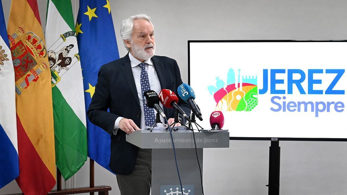 Agustín Muñoz en rueda de prensa