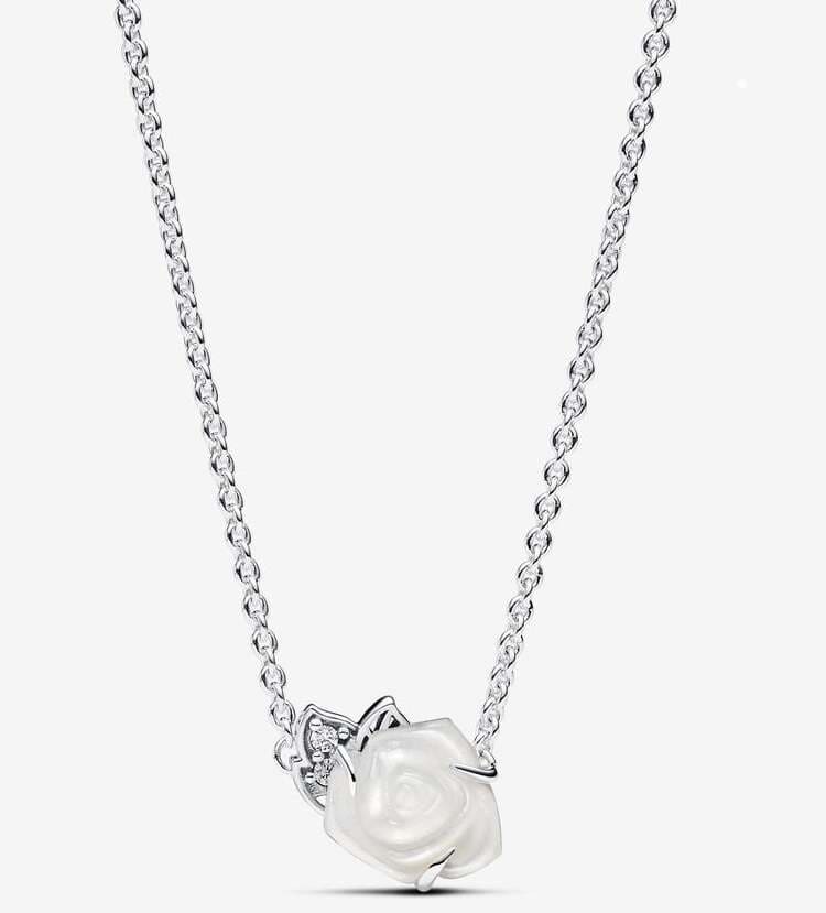 El nuevo collar de Rosa Blanca Floreciendo de Pandora
