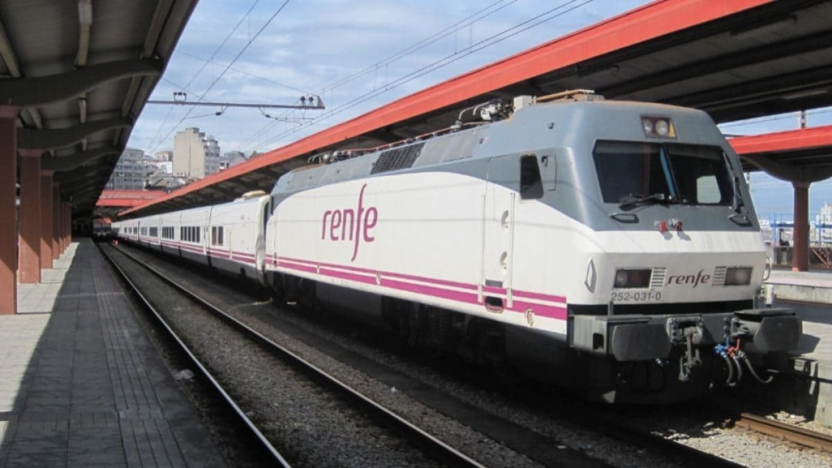 Un tren de larga distancia