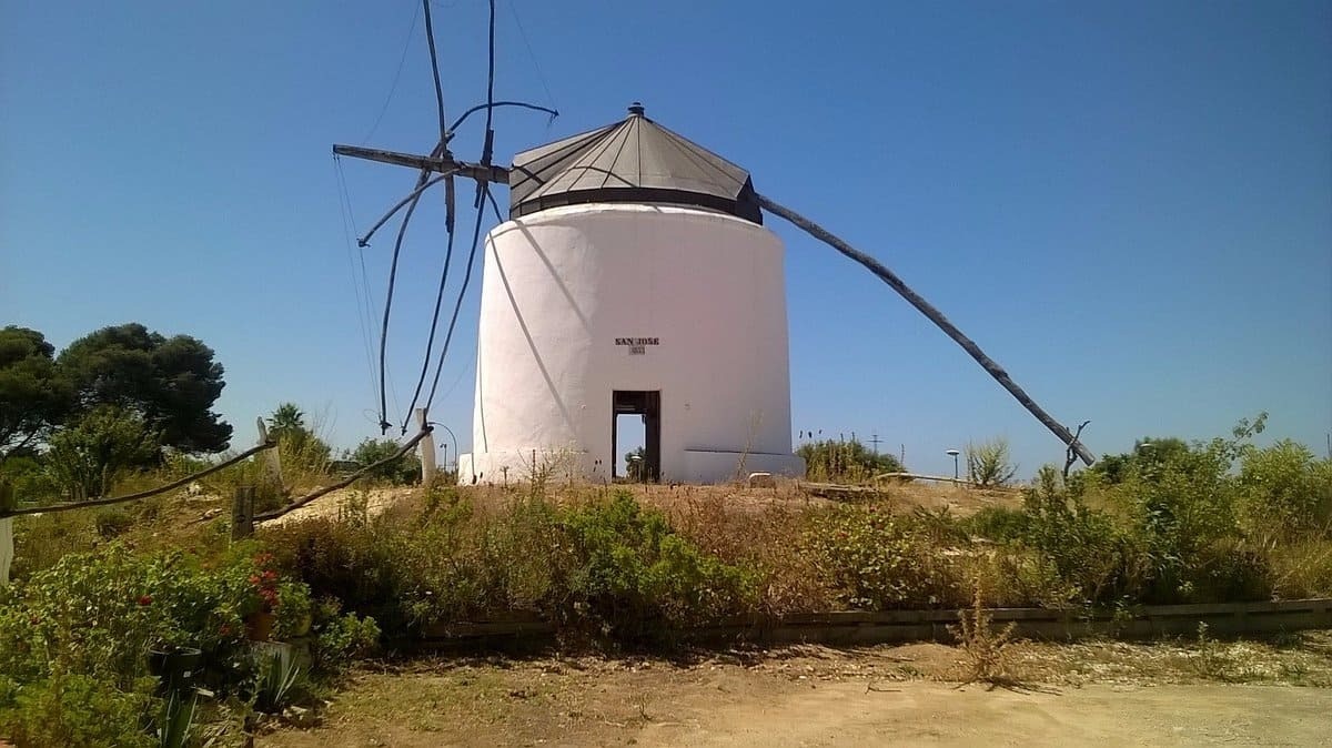 Molino de viento en Vejer de la Frontera