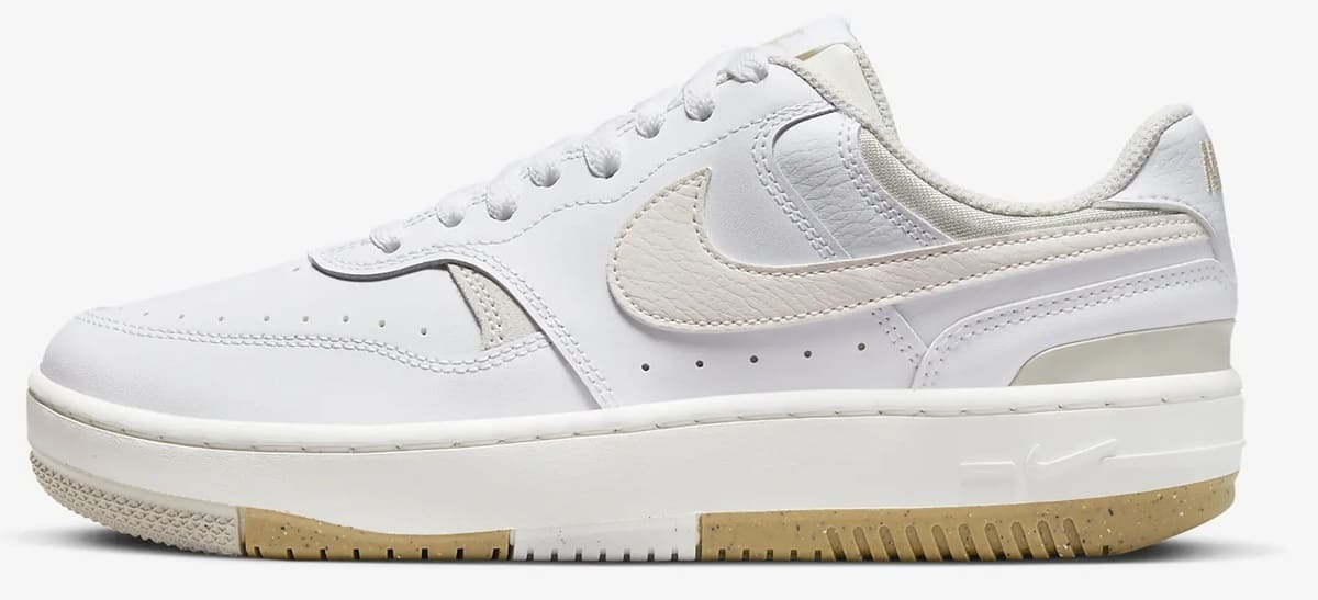 Las zapatillas con suela de plataforma Gamma Force de Nike