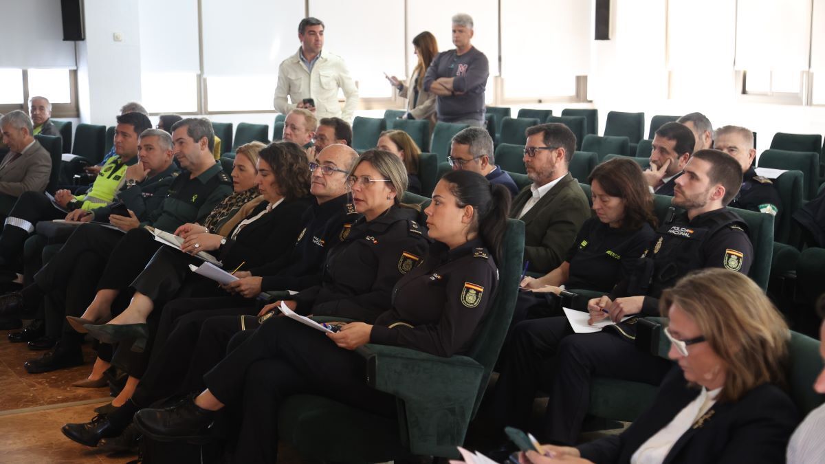 Reunión para coordinar el dispositivo de seguridad y emergencias del Gran Premio | Cristo García