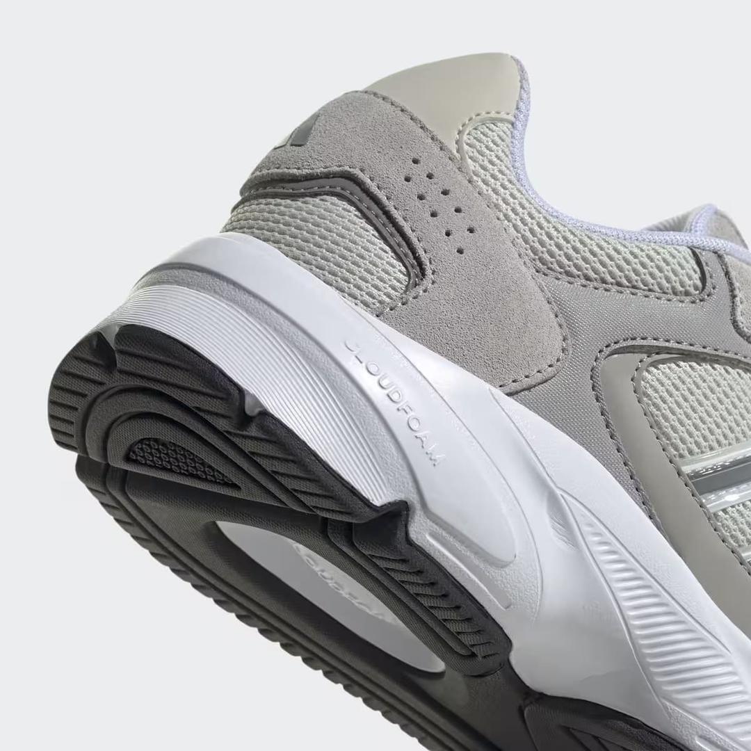 Las nuevas zapatillas para caminar Adidas Crazychaos 2000 de color gris en Decathlon