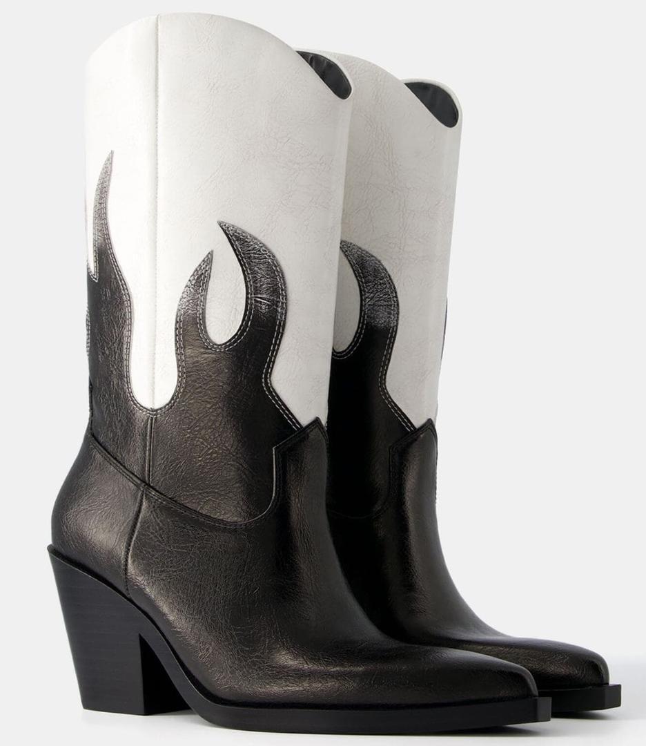Botas tacón cowboy combinadas detalle llamas de Bershka
