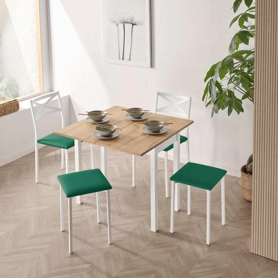 El nuevo conjunto de cocina de mesas y cuatro sillas Nube de Leroy Merlin