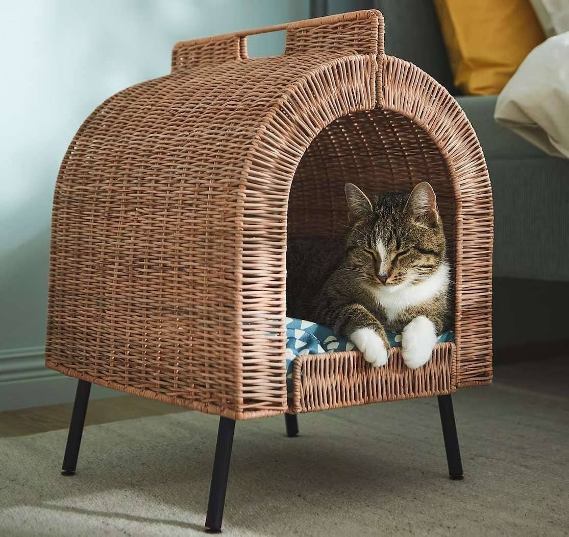 UTSÅDD Casa para gatos+patas ratán de Ikea