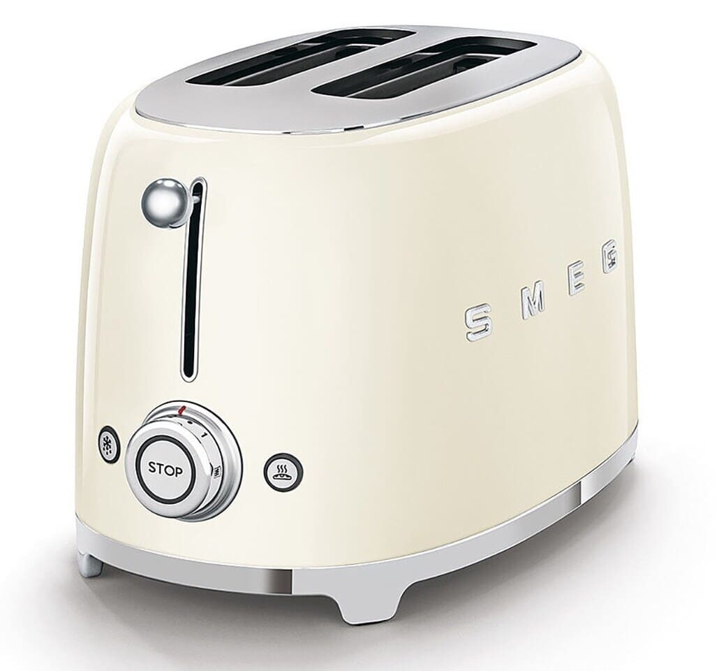 El nuevo tostador Smeg 50's Style con dos ranuras de color beige en El Corte Inglés
