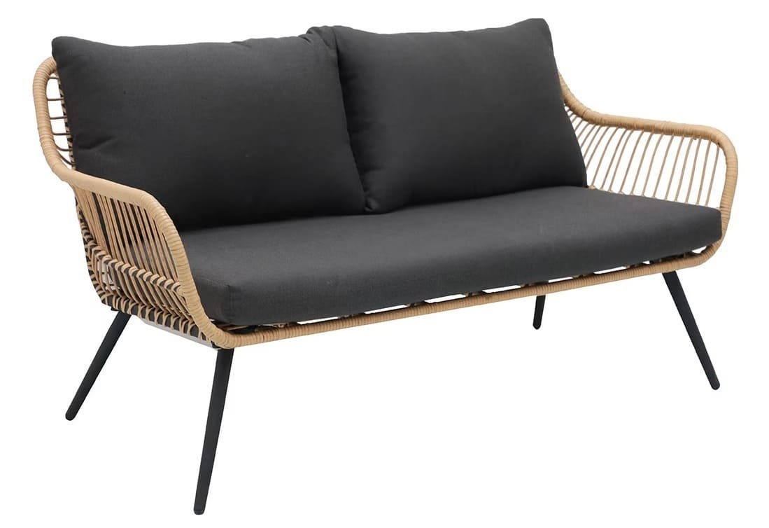 El conjunto de muebles de jardín de bambú Jable de El Corte Inglés