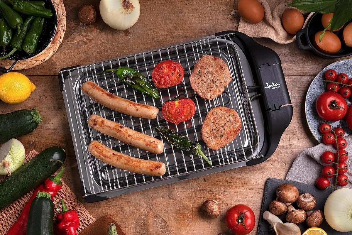 La parrilla eléctrica con 2400 W y dos alturas Jata BQ101 en Amazon