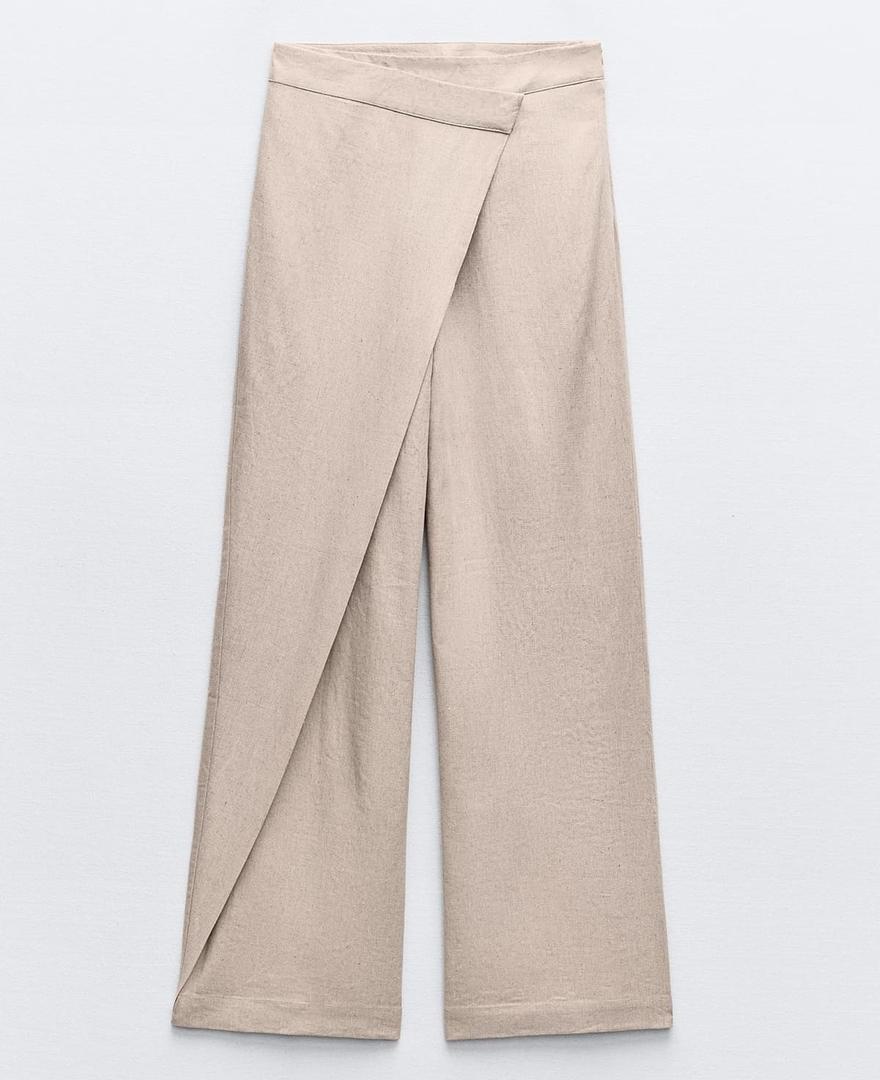El pantalón pareo con cruce y lino de Zara