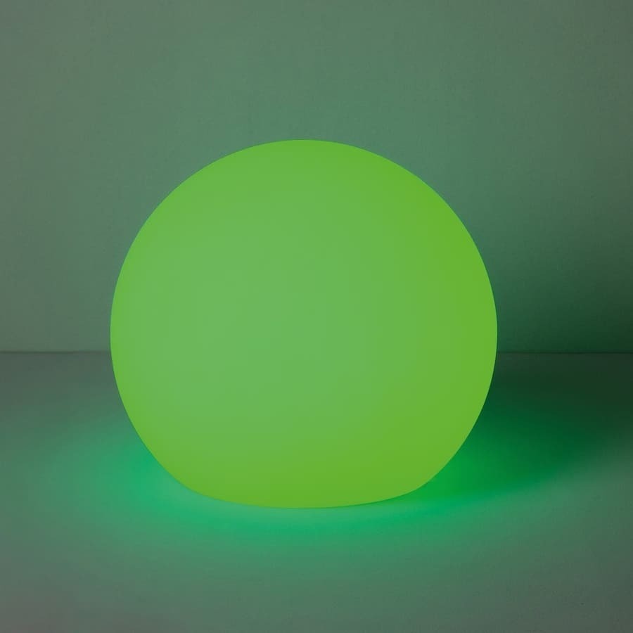 La lámpara de exterior Buly 40 Floating New Garden de El Corte Inglés