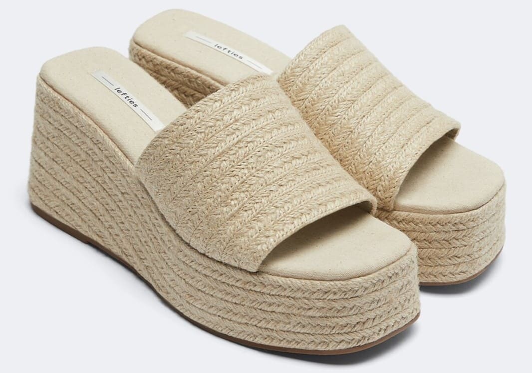 Sandalia cuña yute de Lefties