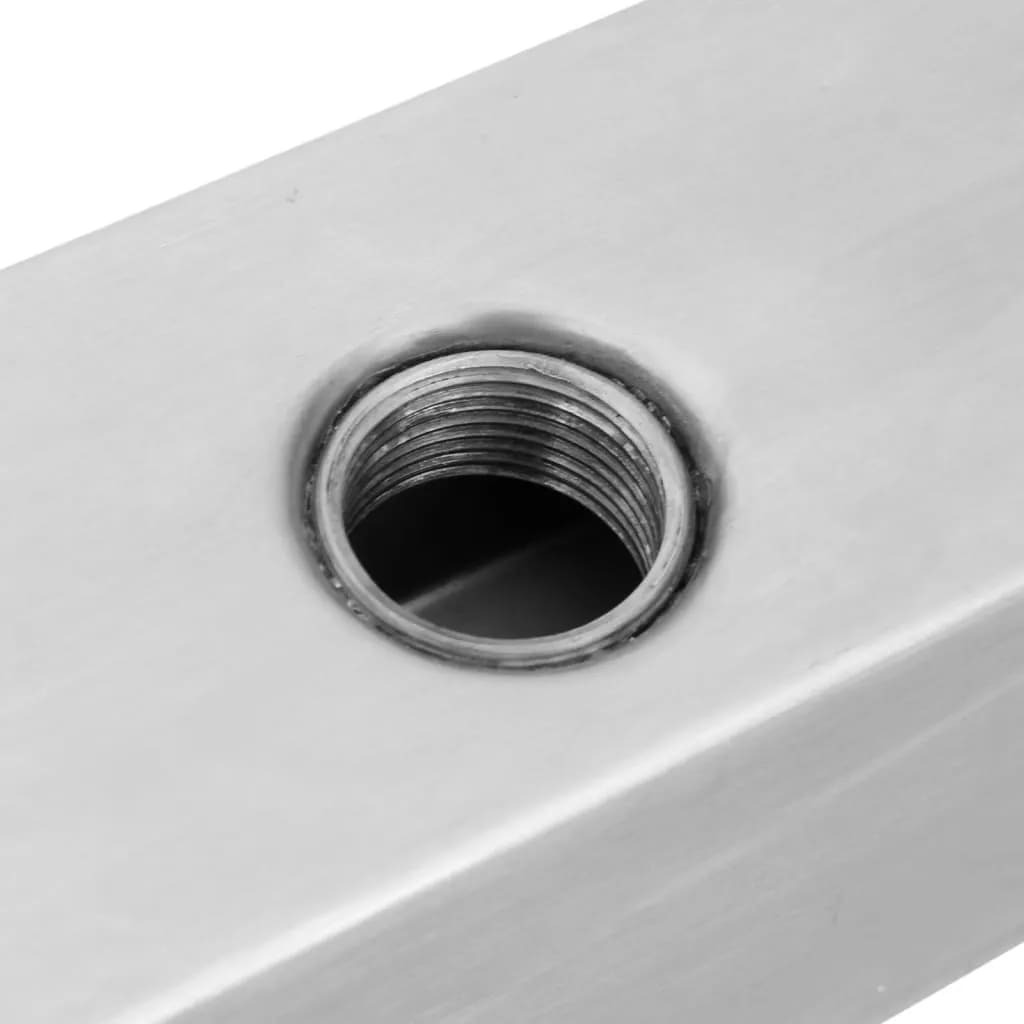 La fuente de cascada de piscina con luz LED de acero inoxidable Maison Exclusive de Leroy Merlin