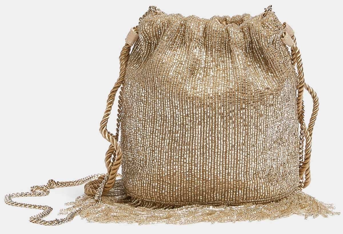 Bolso saca flecos abalorios de Pull&Bear 