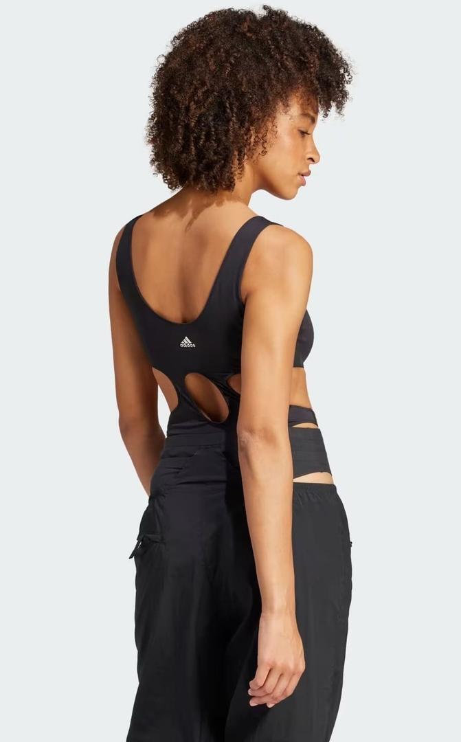 El body Adidas X Rui de color negro