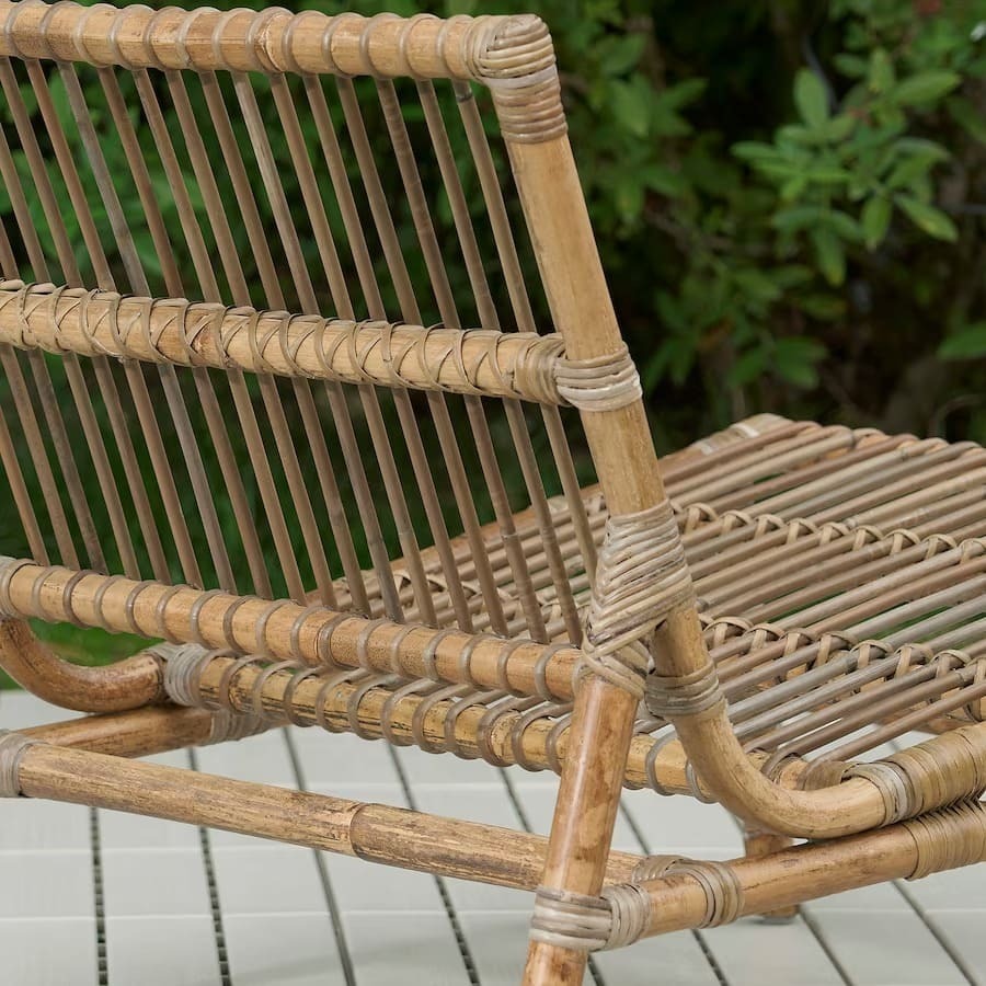 El sofá de dos plazas exterior de ratán natural color beige TVARÖ de Ikea