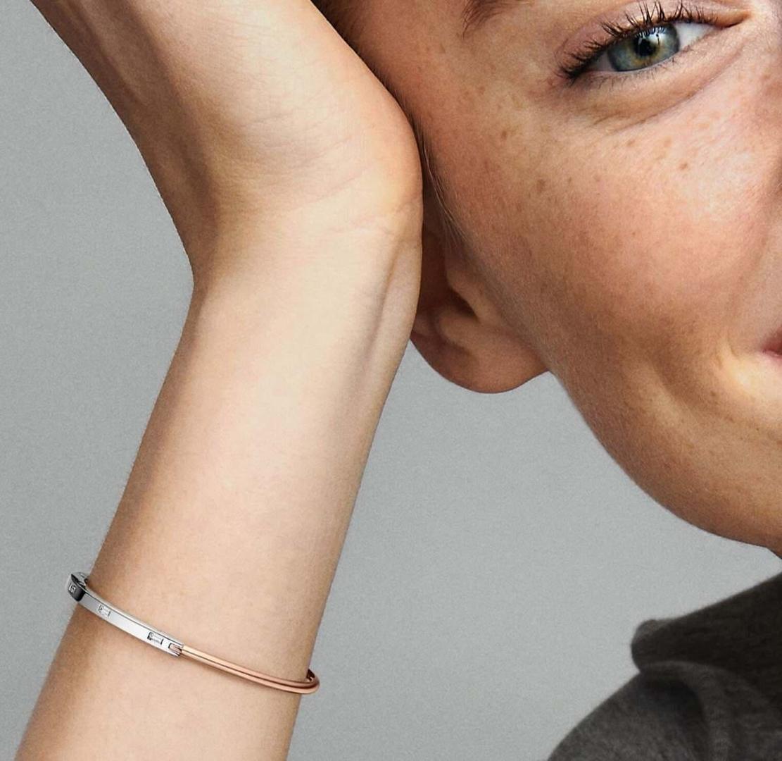 Pulsera en Dos Tonos y Gemas Pandora Signature de Pandora