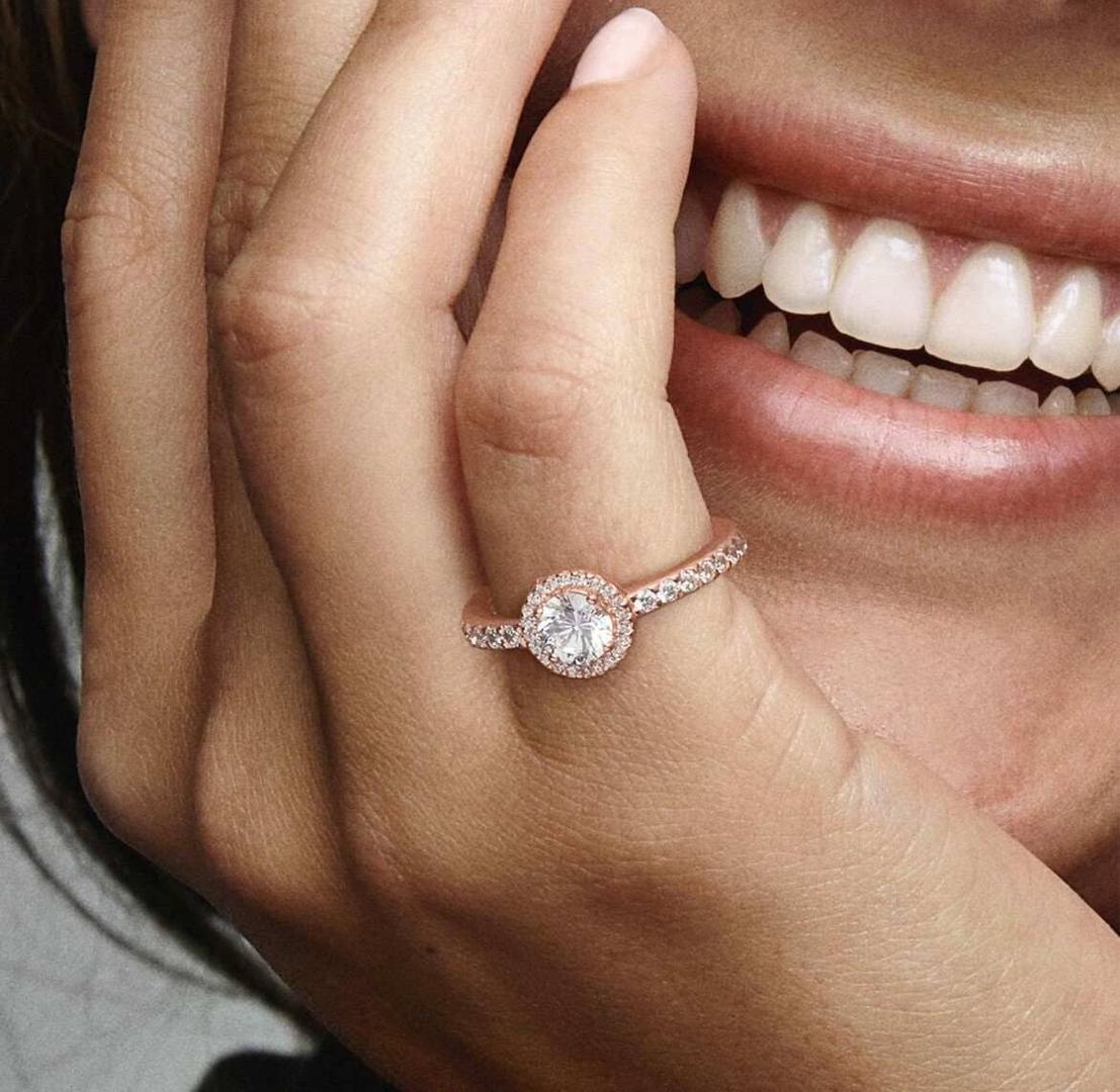 Anillo Elegancia Clásica de Pandora