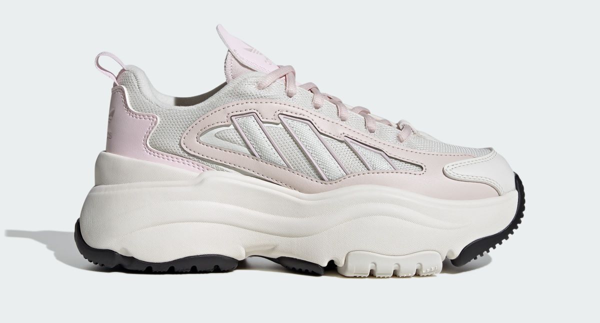 Zapatilla estilo chunky Adidas Ozgaia