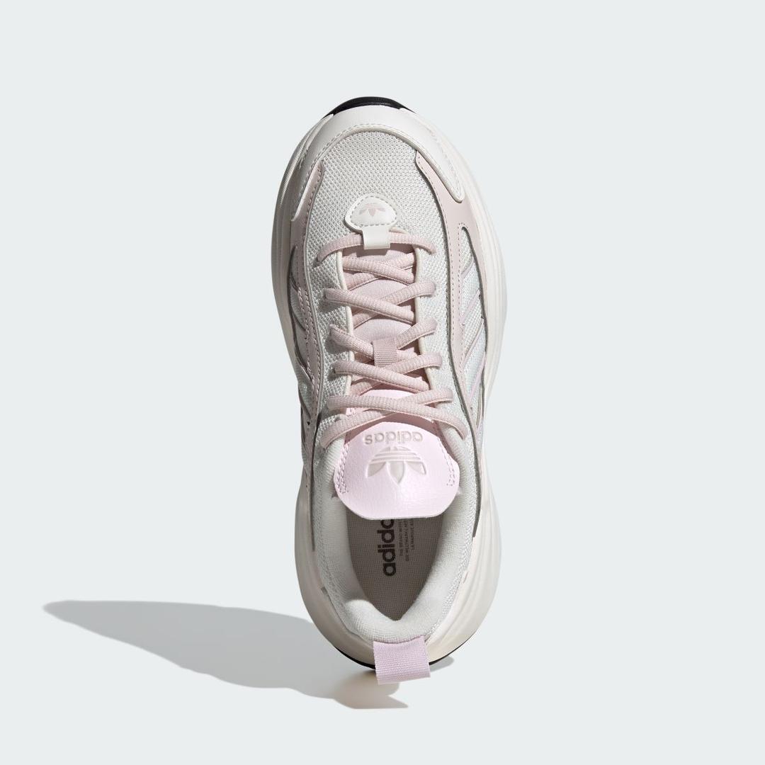 Zapatilla estilo chunky Adidas Ozgaia