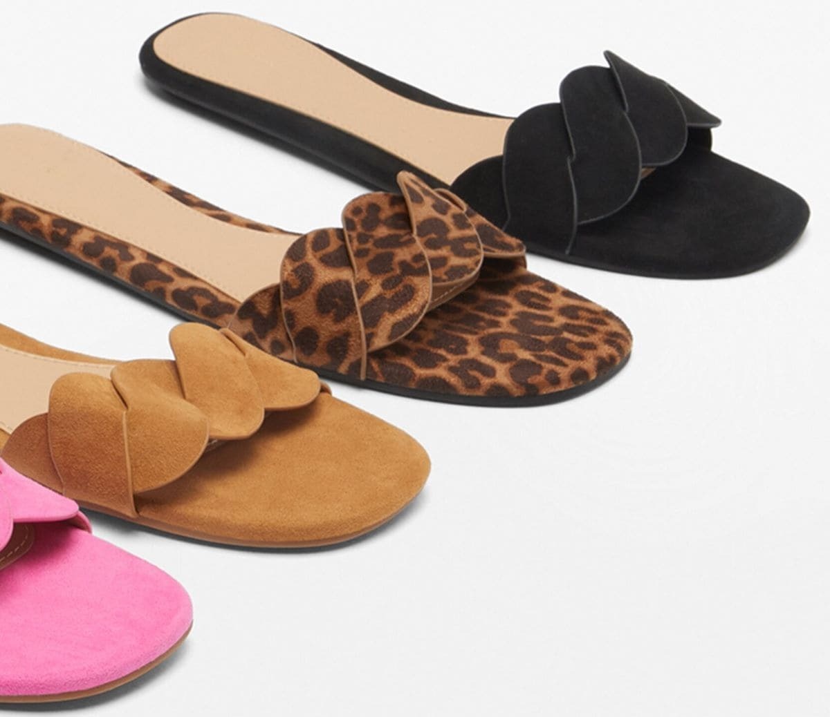 Sandalia plana trenza de Lefties