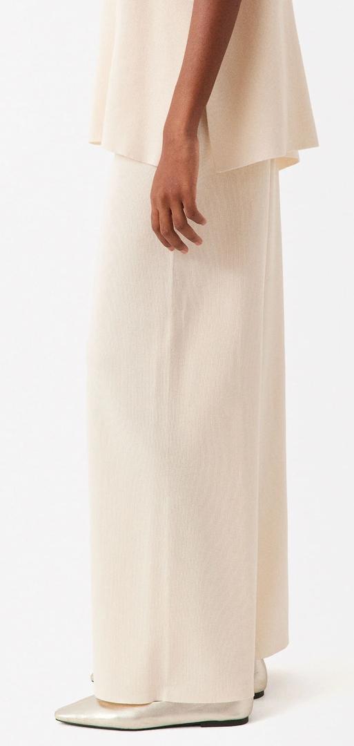 Los pantalones de punto beige de Parfois