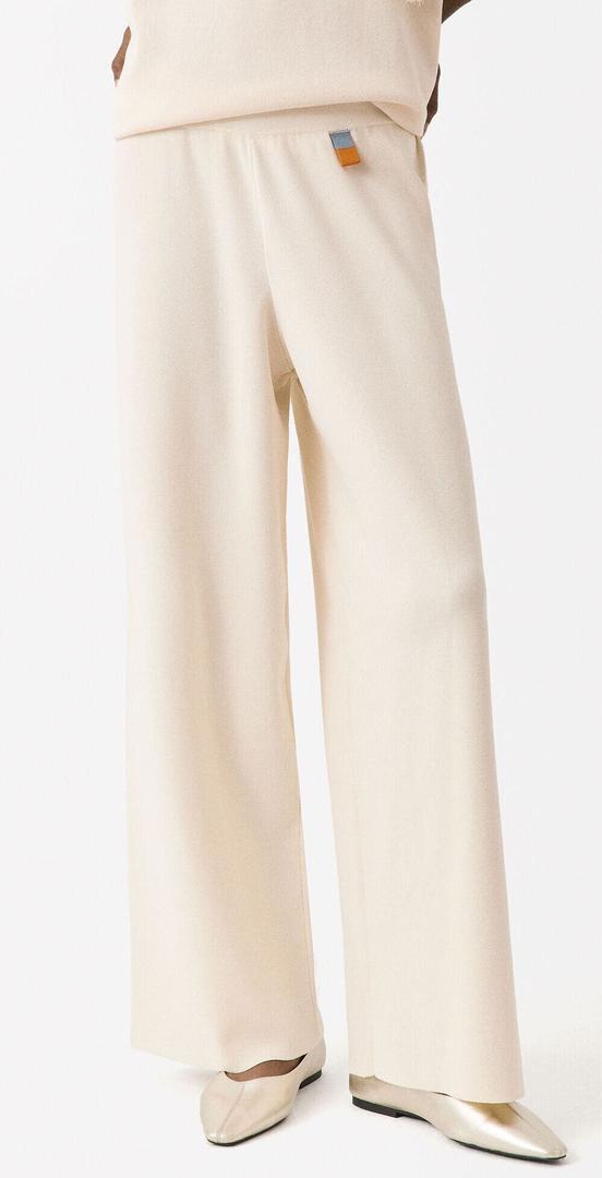 Los pantalones de punto beige de Parfois