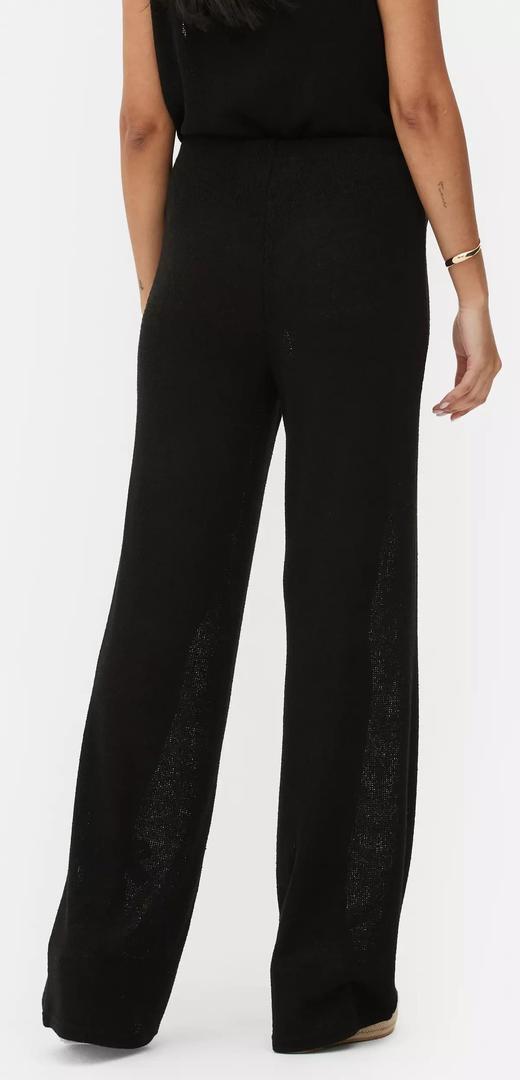 Los pantalones rectos de punto de Paula Echevarría de Primark