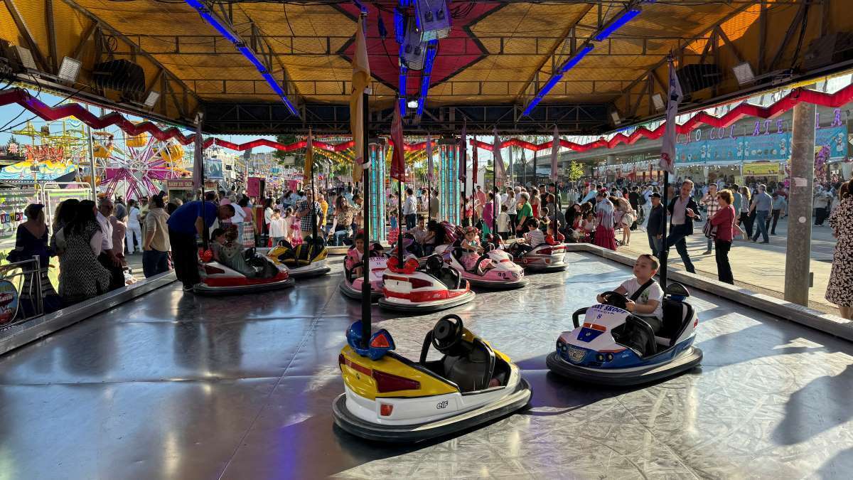 Coches de choque en la Feria del Caballo de Jerez | Cristo García