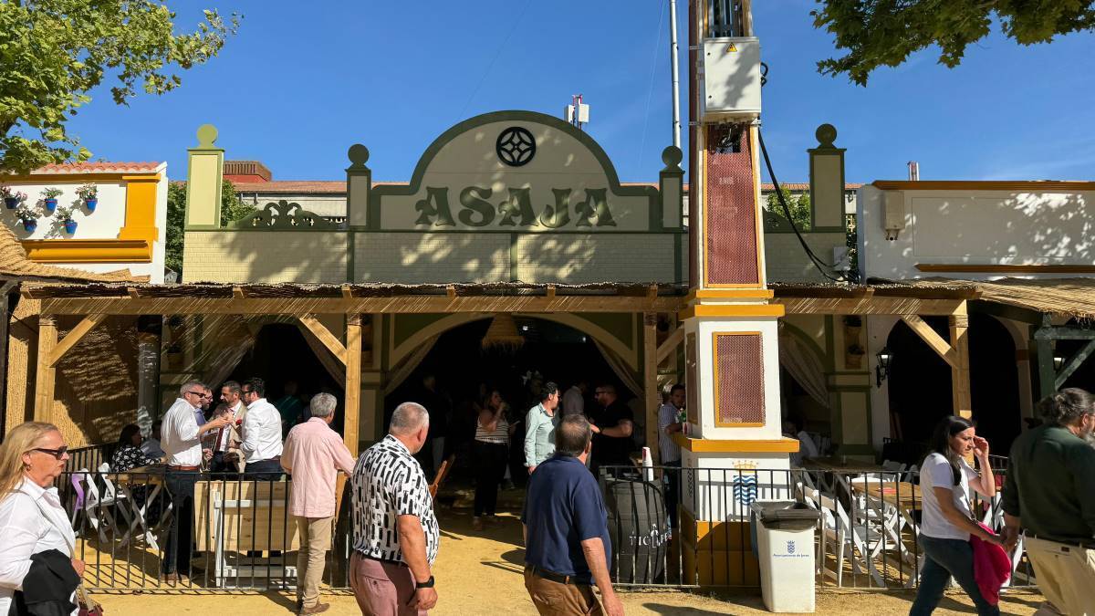 Caseta de Asaja en la Feria del Caballo de Jerez | Cristo García