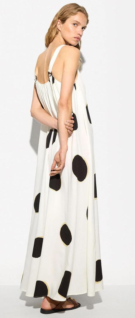 El nuevo vestido largo de lunares de Parfois