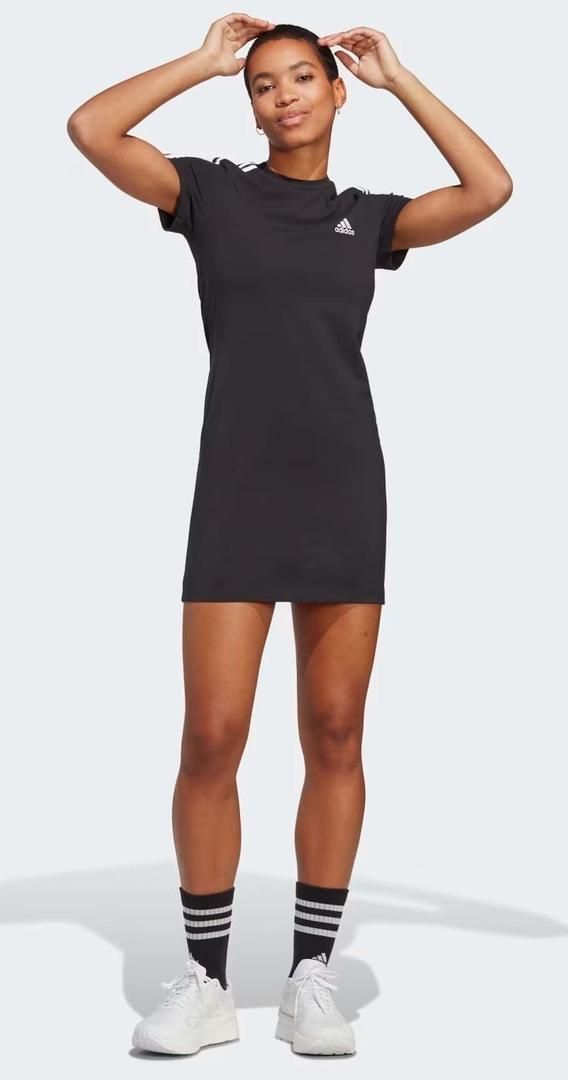 El vestido camiseta Essentials 3 bandas de color negro de Adidas