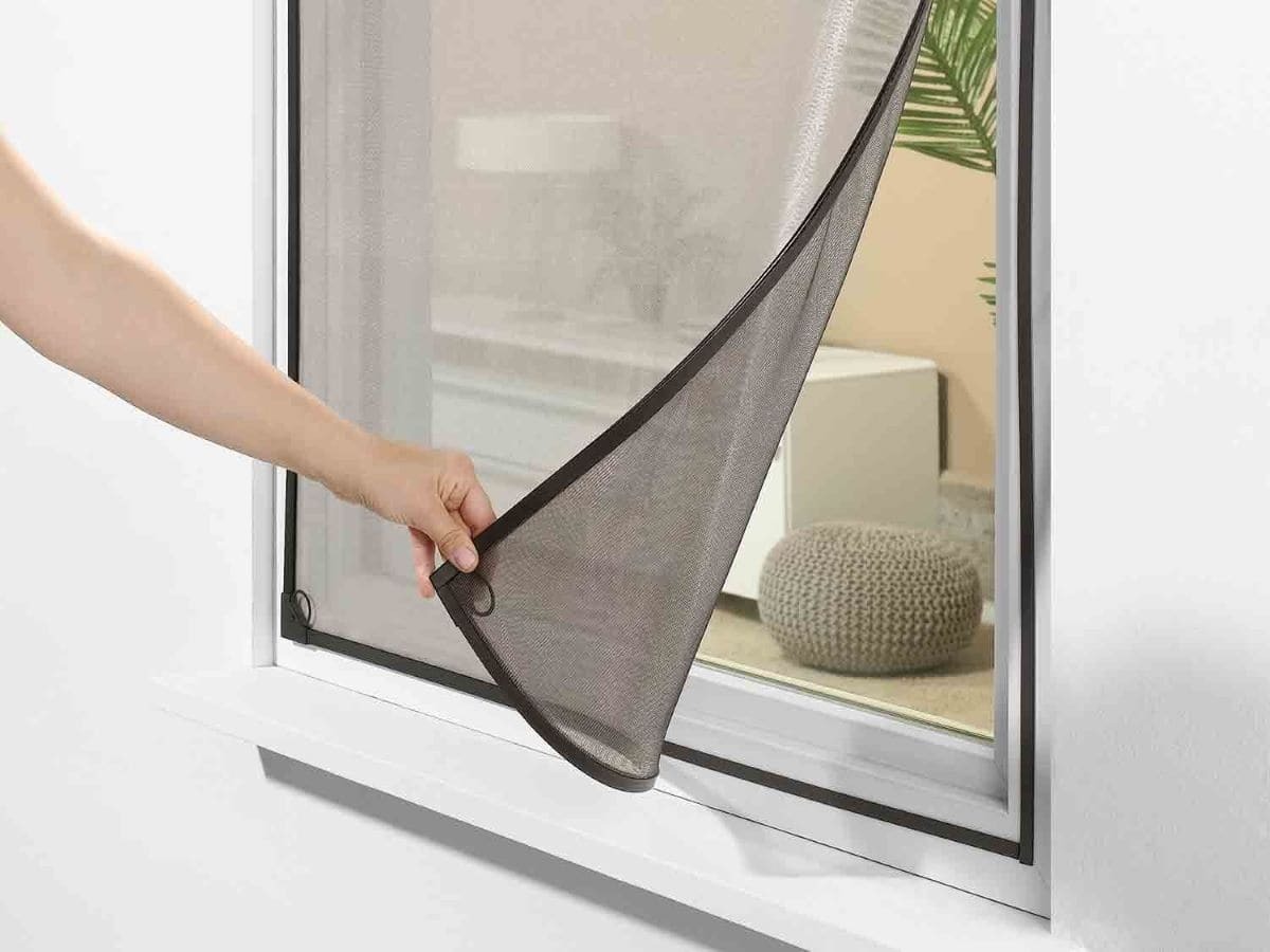 Mosquitera magnética contra el sol y los insectos