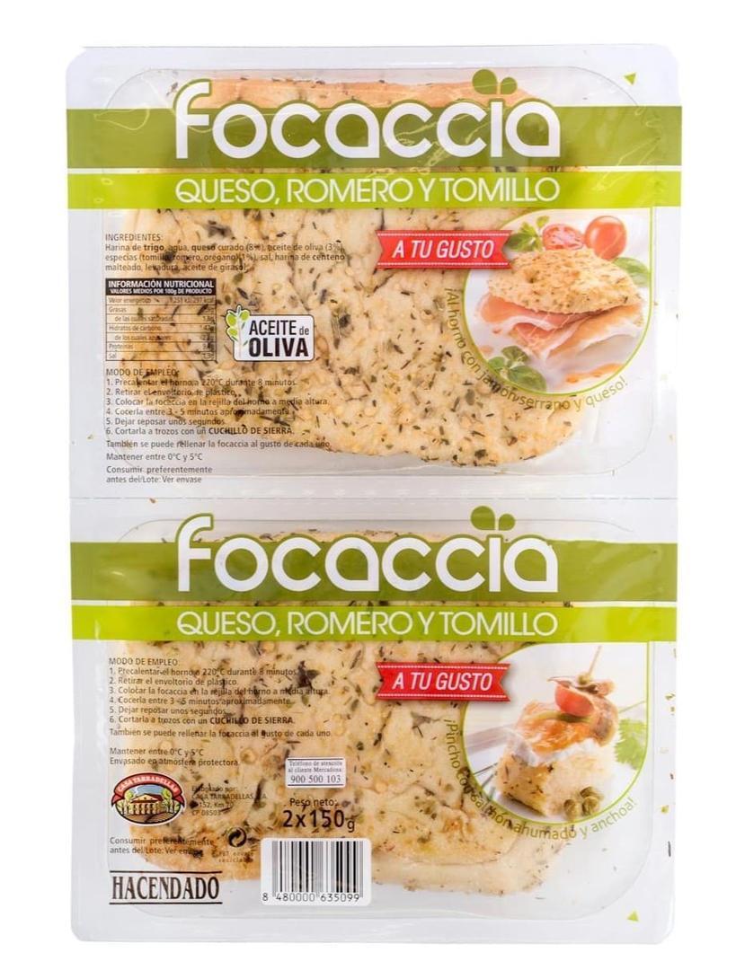 Focaccia con queso, romero y tomillo