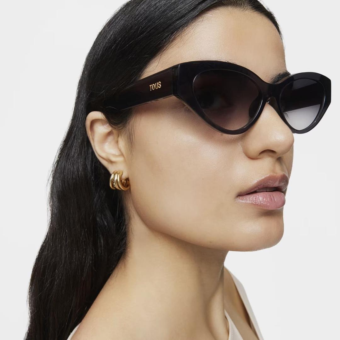 Las nuevas gafas de sol grises Cat Eye de Tous