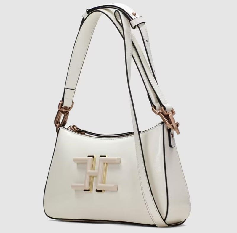 Bolso de hombro con adorno y cremallera