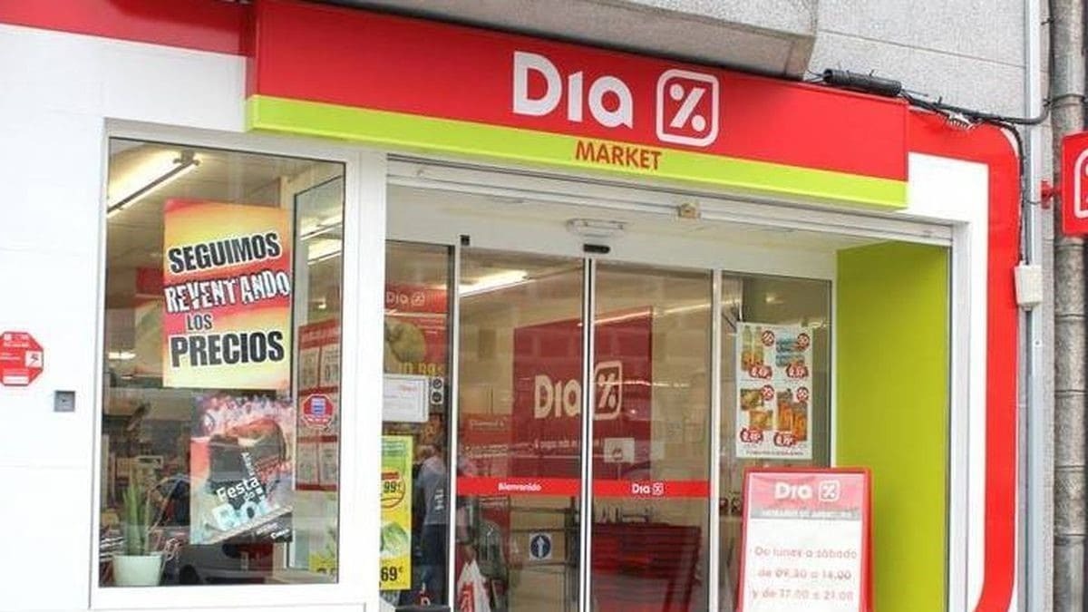 Una tienda de Supermercados DIA