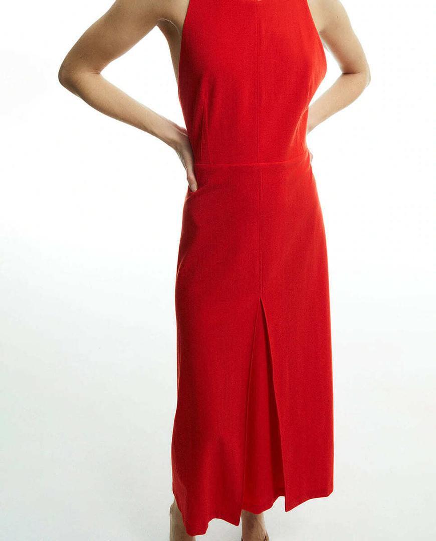 El nuevo vestido con tirante cruzado rojo de Sfera en El Corte Inglés