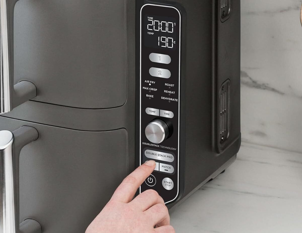 La nueva freidora de aire con doble cesta vertical Ninja Double Stack XL en Amazon